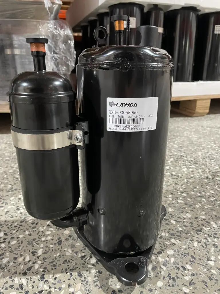 Thermostatic expansion valve, TGE, R22/R407C (067N2032)